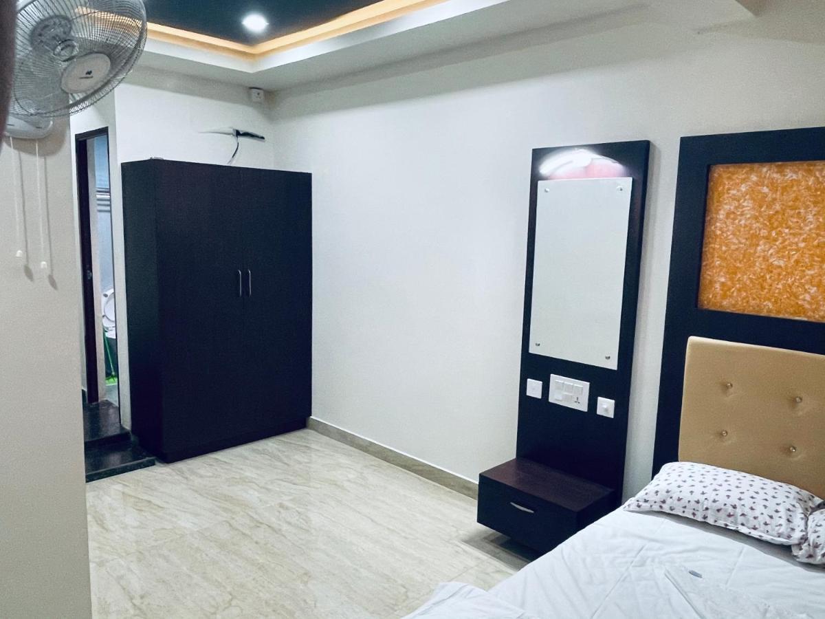 Bassac Residency Hotel Changanacheri Luaran gambar