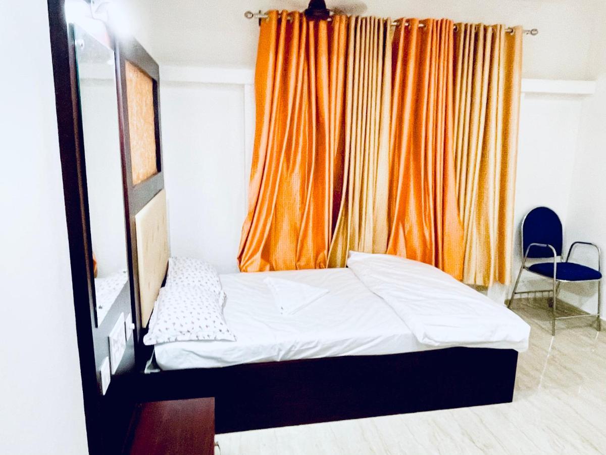 Bassac Residency Hotel Changanacheri Luaran gambar