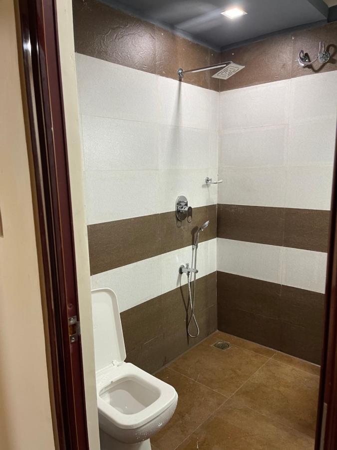 Bassac Residency Hotel Changanacheri Luaran gambar