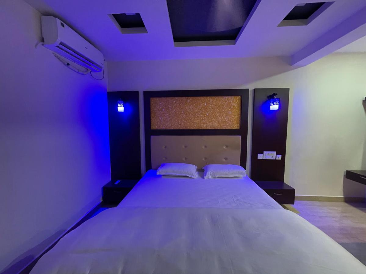 Bassac Residency Hotel Changanacheri Luaran gambar